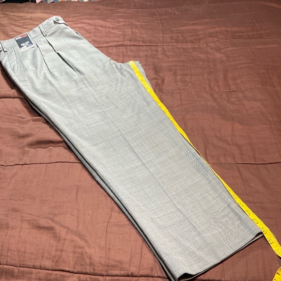Dress Pants by Travel Smart by Roundtree & Yorke Brand. NWT! - Picture 9 of 16